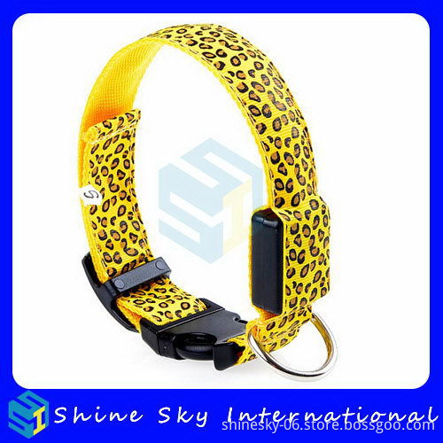 Alibaba China Crazy Selling Flashing Jeweled Dog Collar